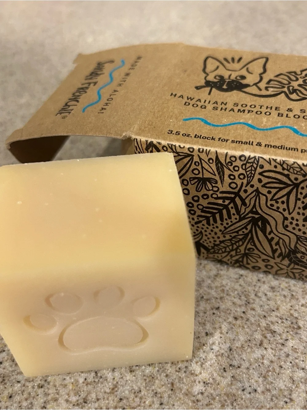 Sandy Frenchie soothe and shine Hawaiian shampoo block for dogs. Set of 2